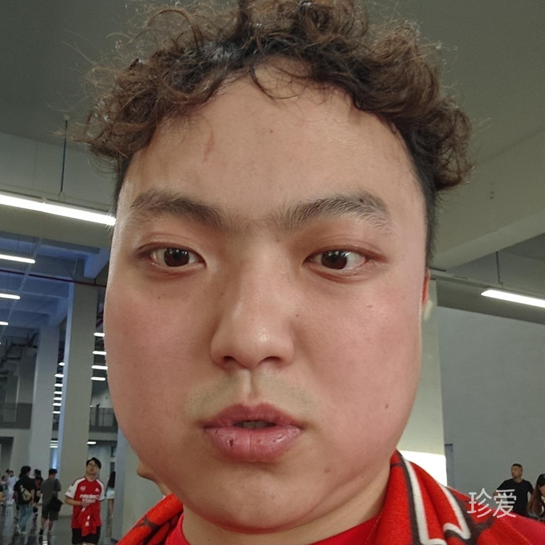 深海的鲨鱼