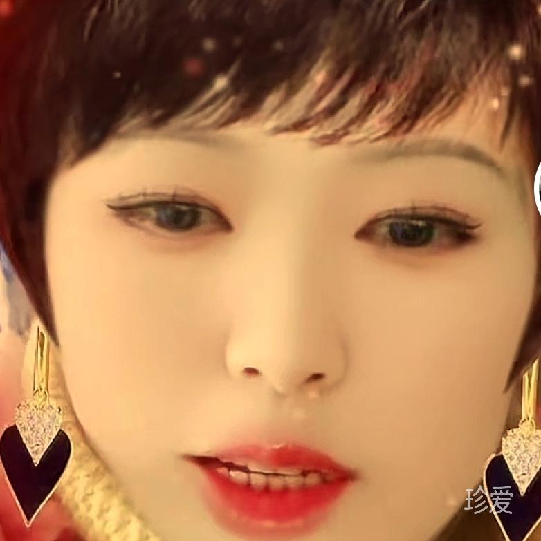 月夜荷塘静幽然