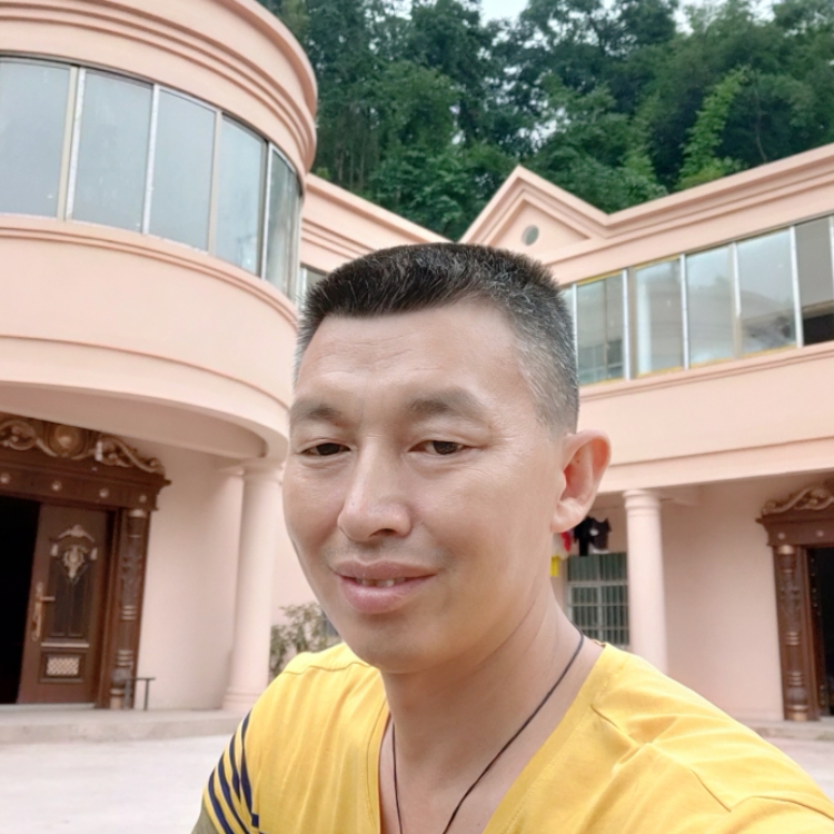 男兒有志在四方