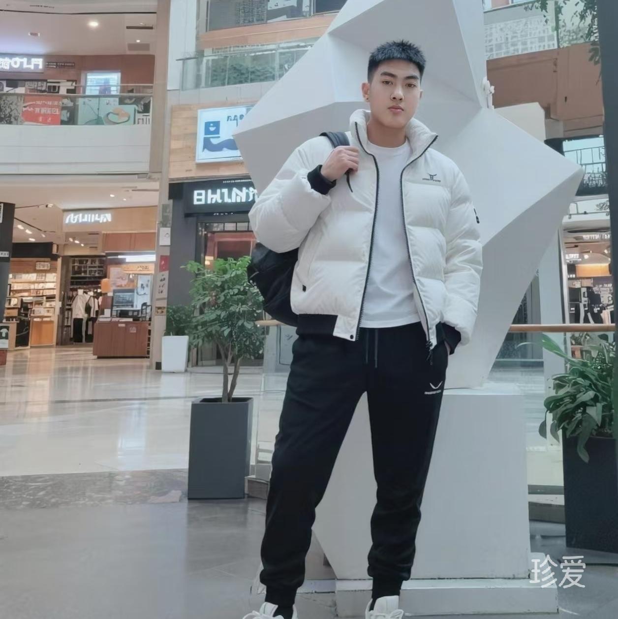 龙天啸