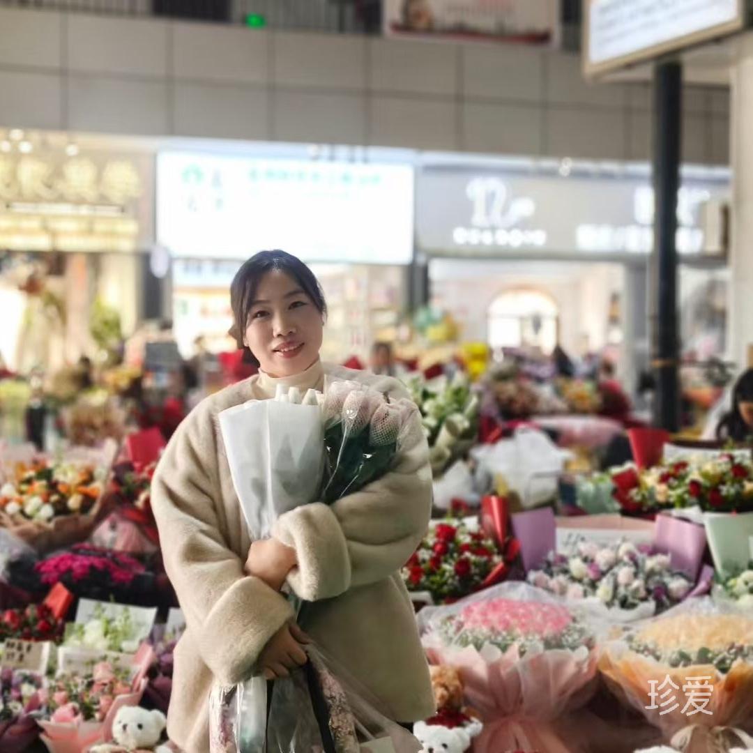 自由的傻妞