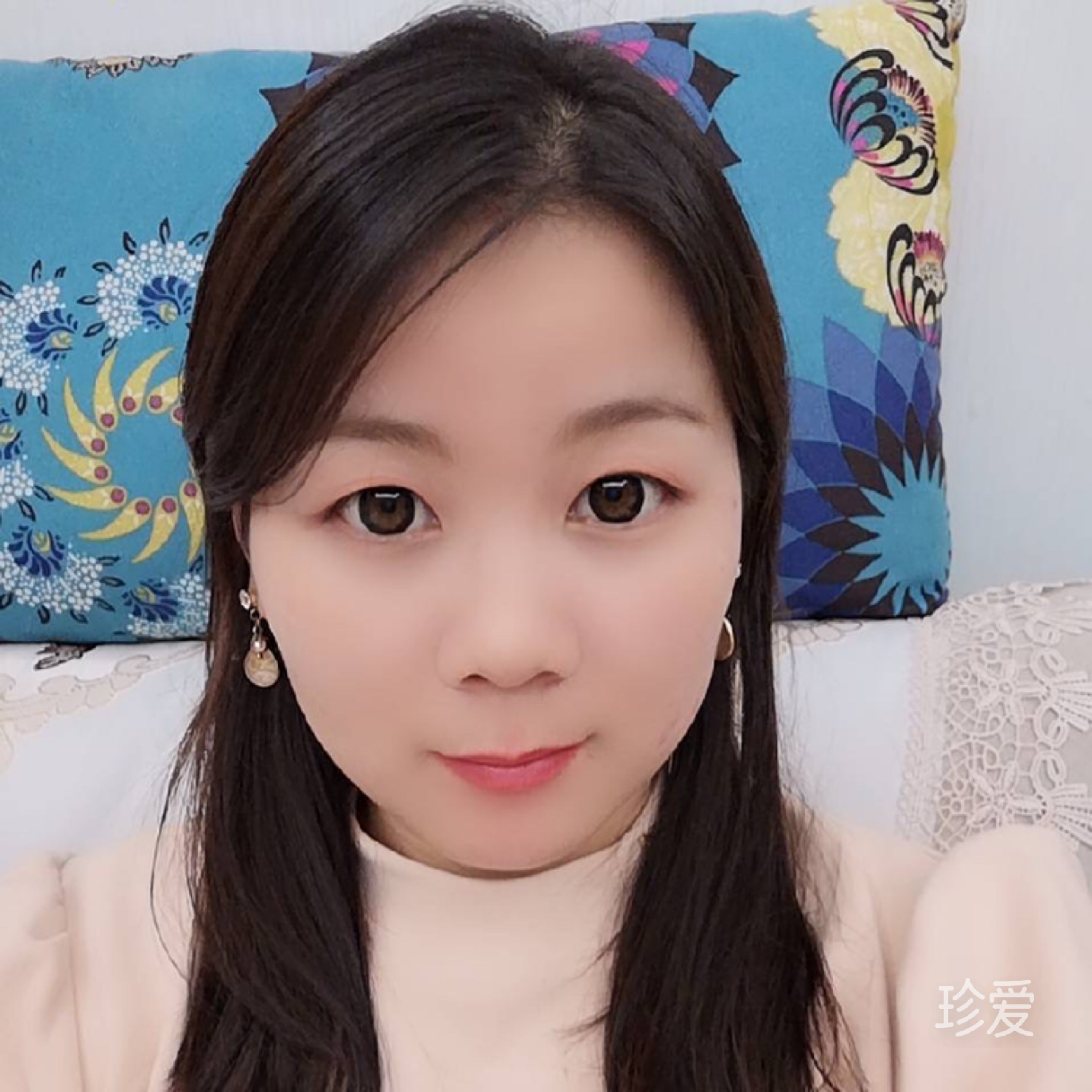 海风吹着碎花裙