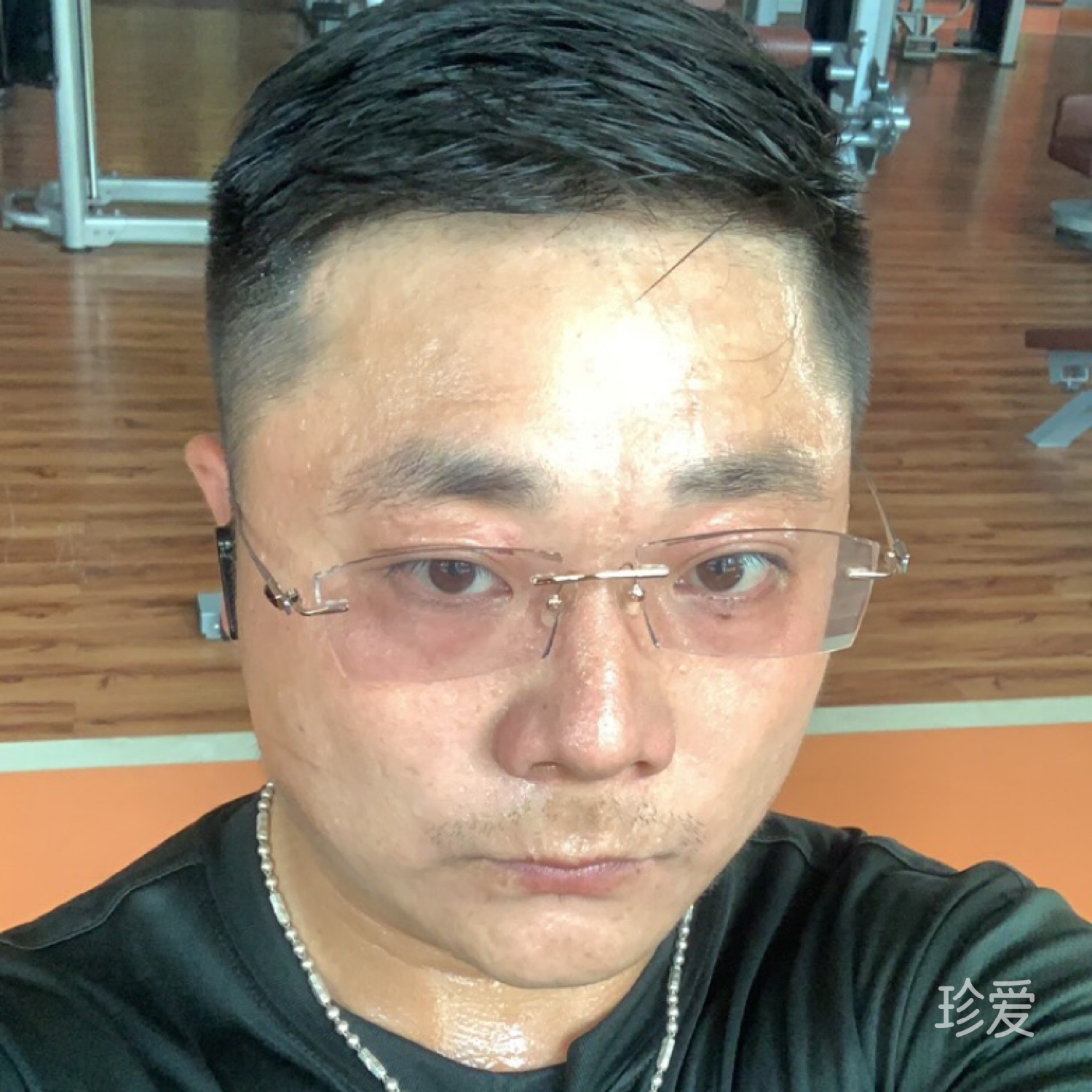 守護一世不離不棄