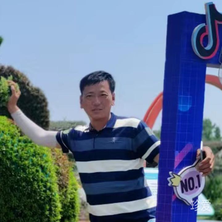 東臺西瓜錢小峰