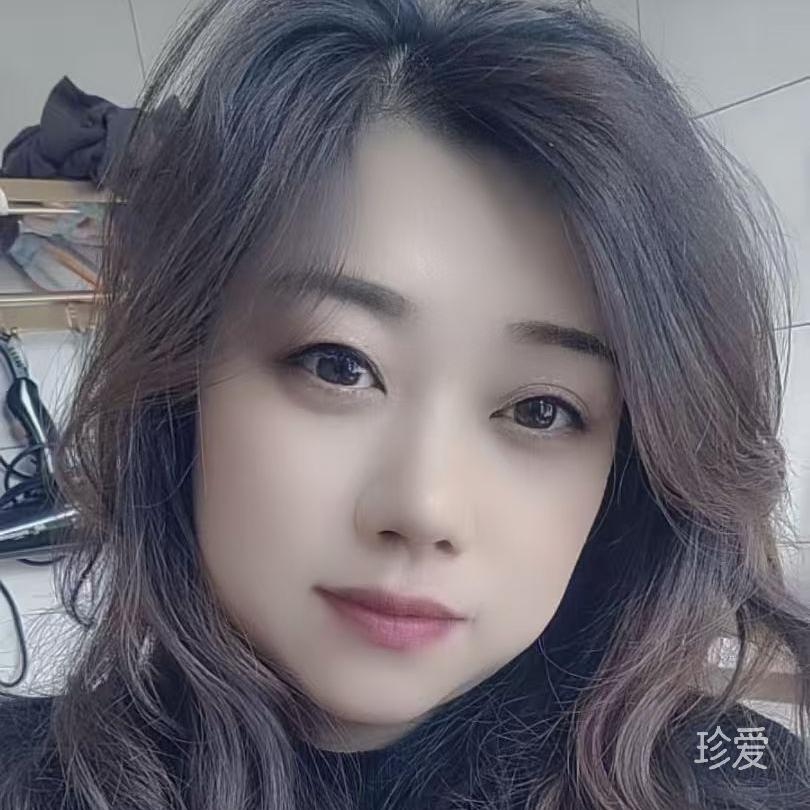 阳光下的笑脸