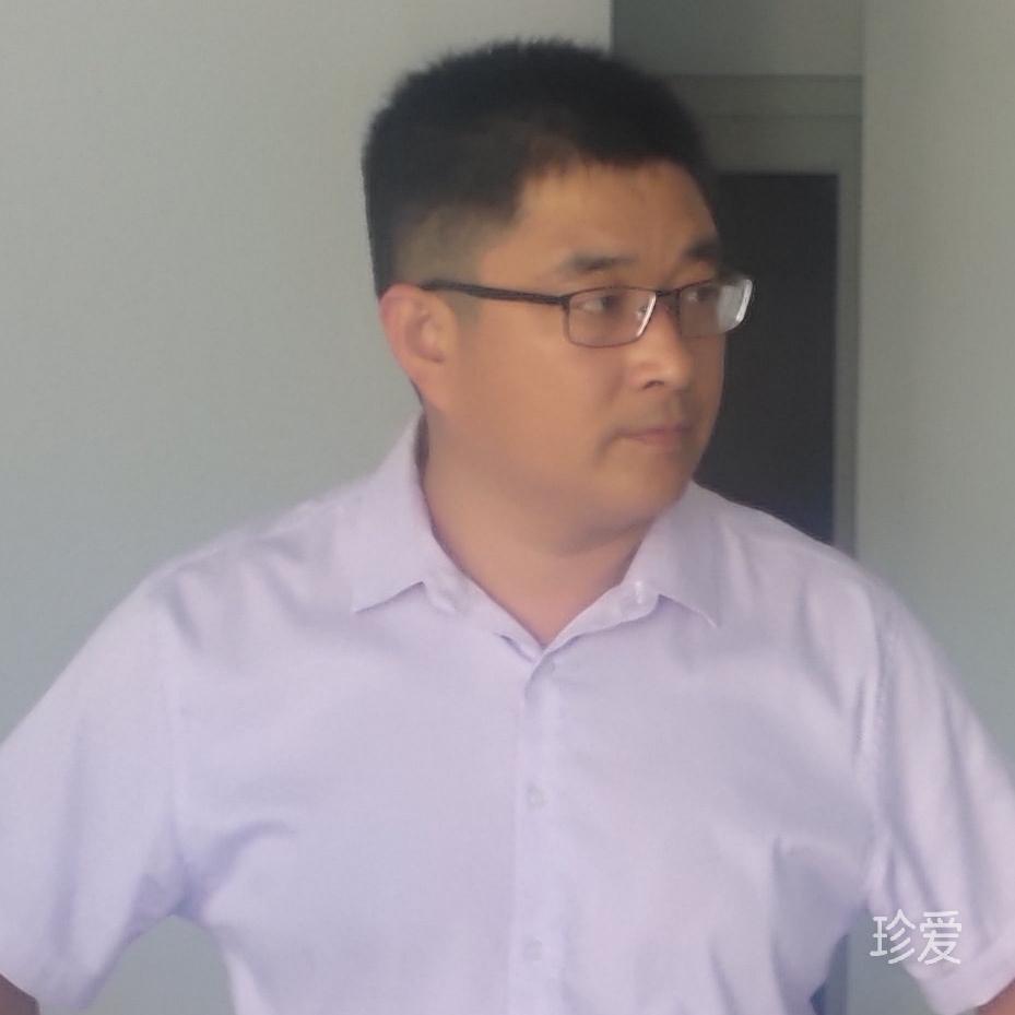 孤独爱上哩背影