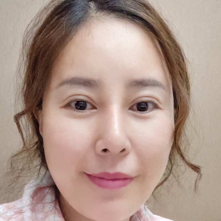 一城柳絮吹成雪