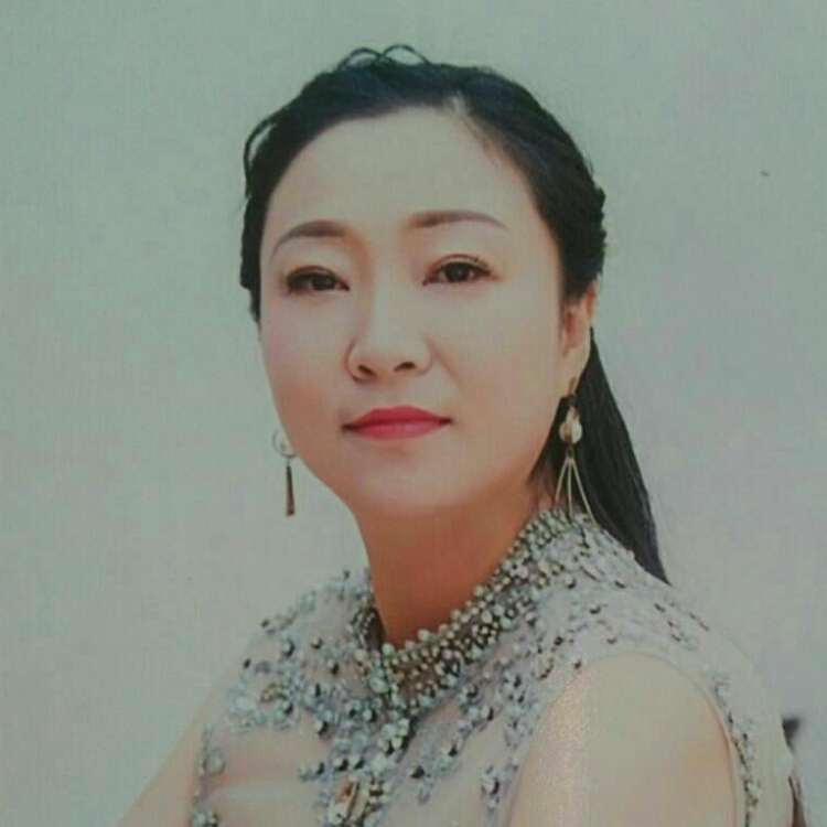 陽(yáng)光照耀下的玫瑰