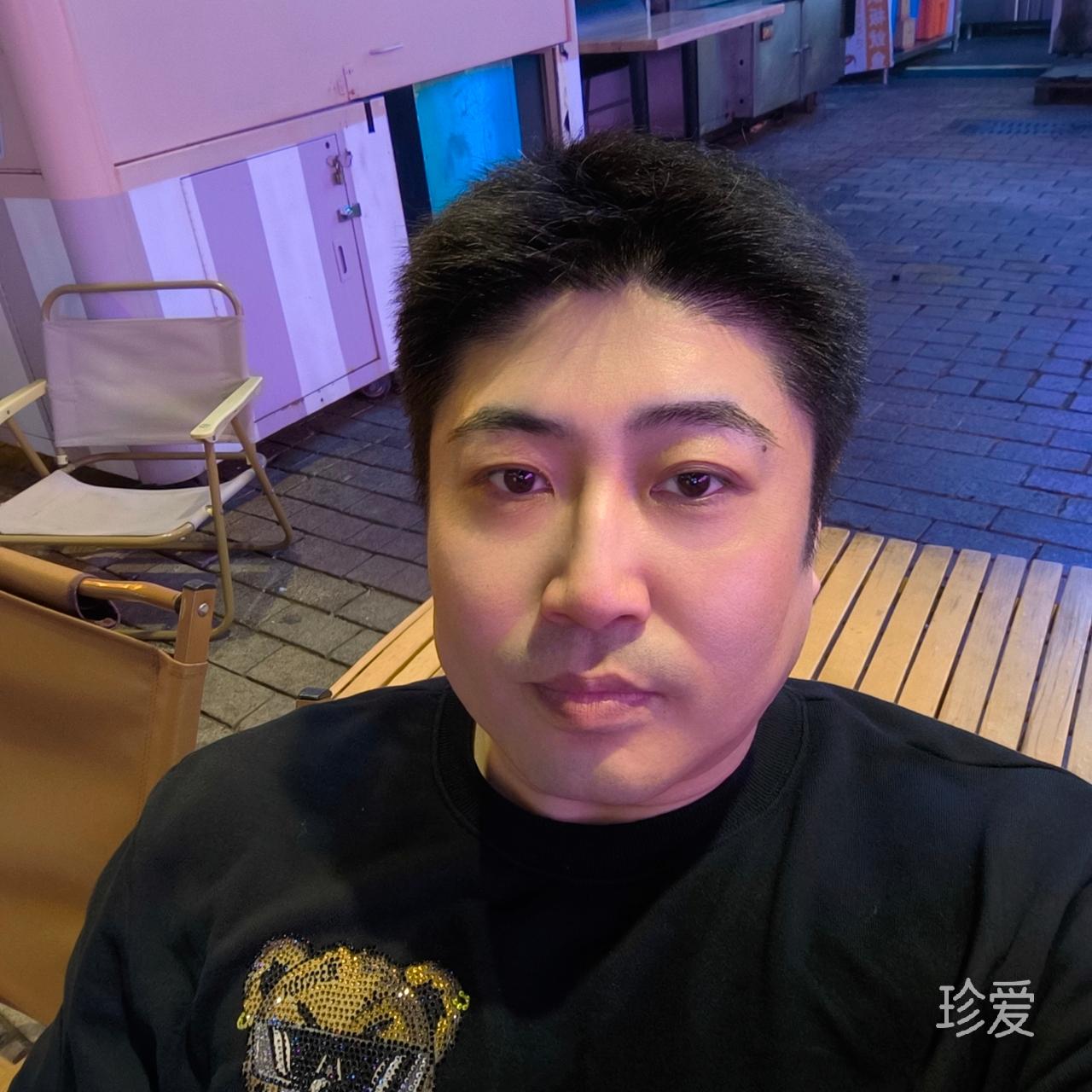 liLy先生