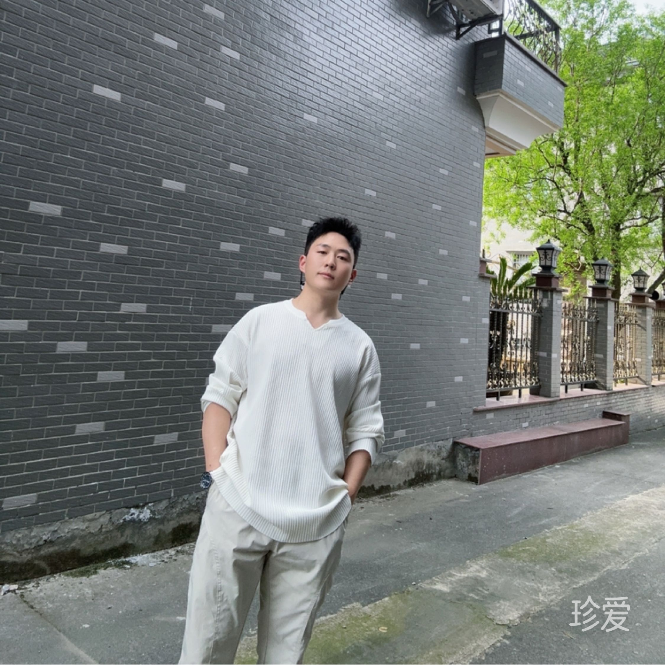 风趣的一个人