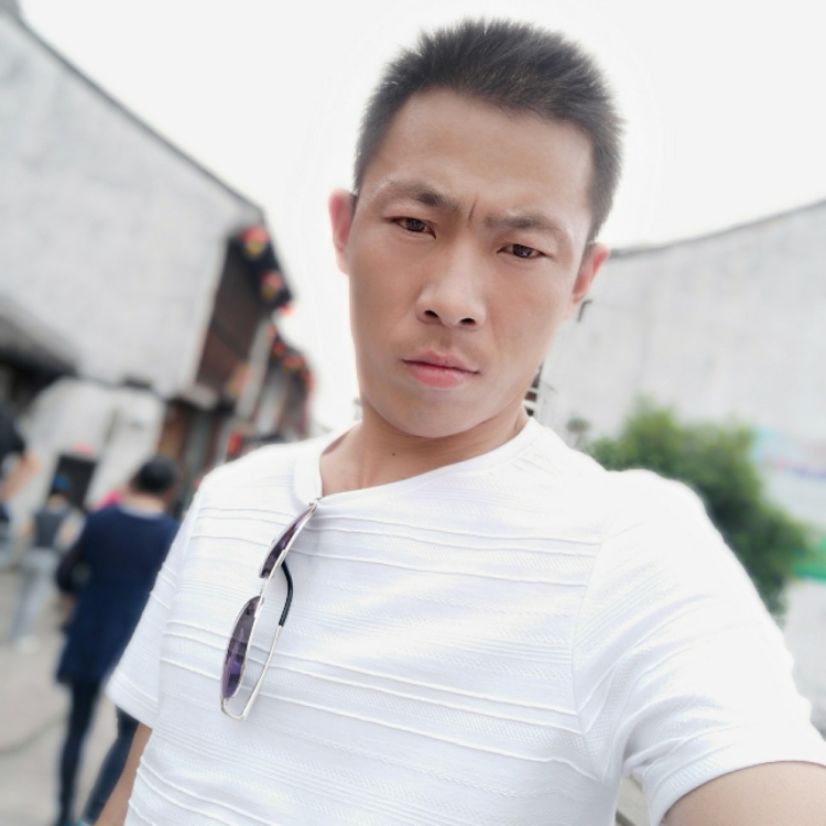 兩個(gè)人的煙火