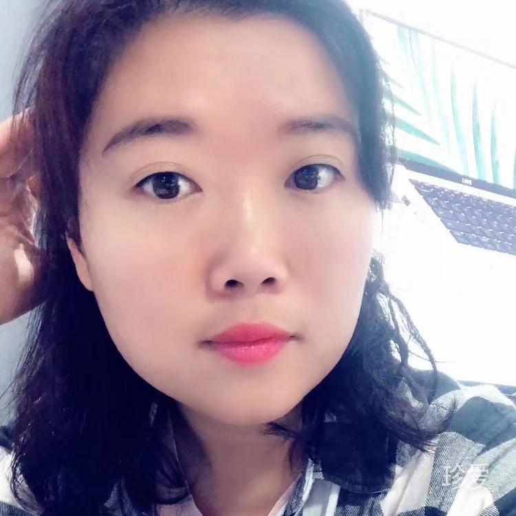 单只蝴蝶