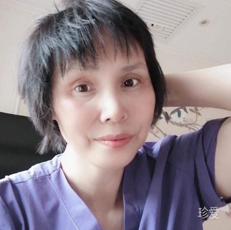 淡香凝