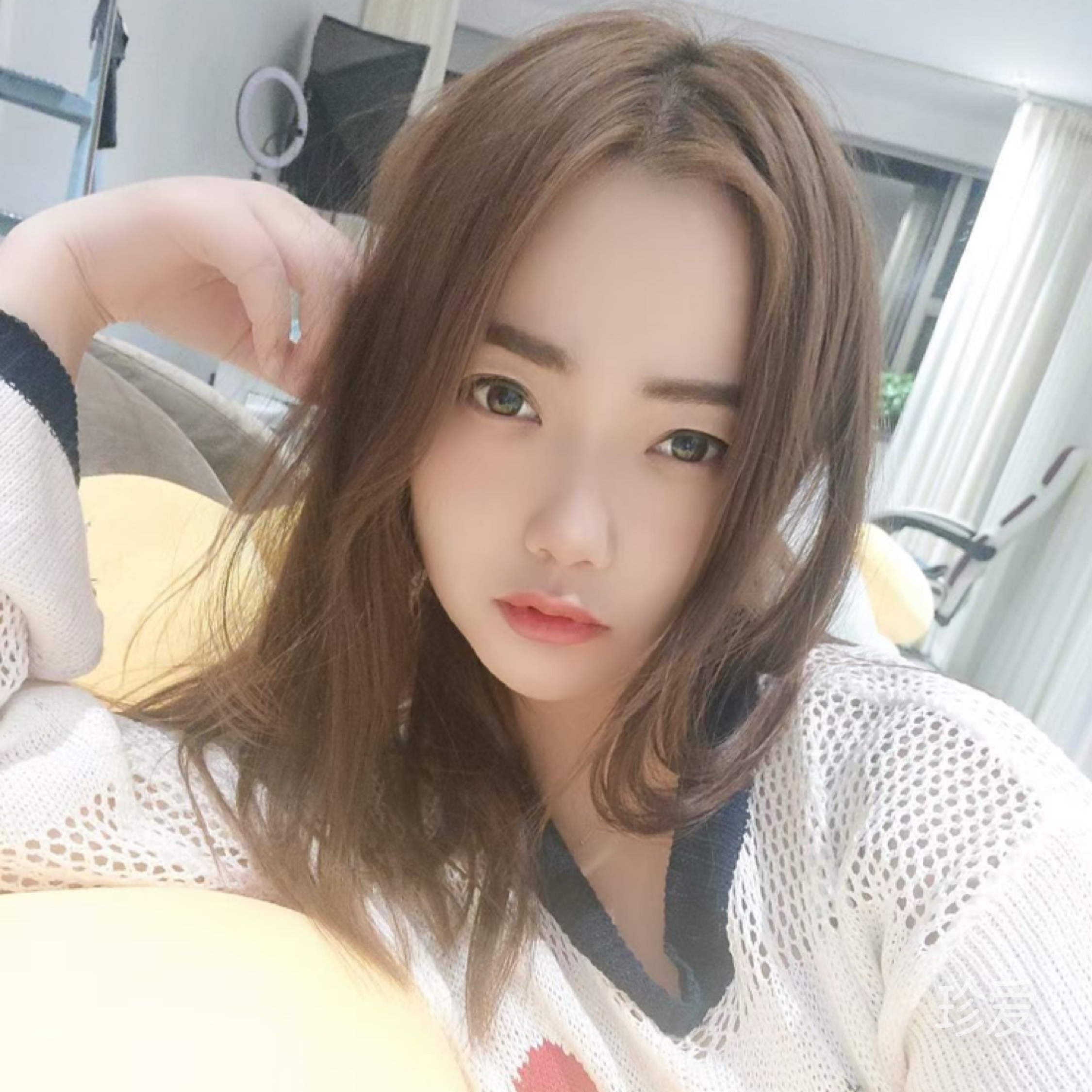 李温暖
