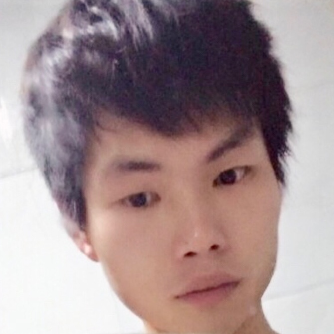 長的像個鬼一樣