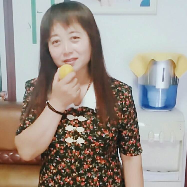 堅(jiān)強(qiáng)的背后