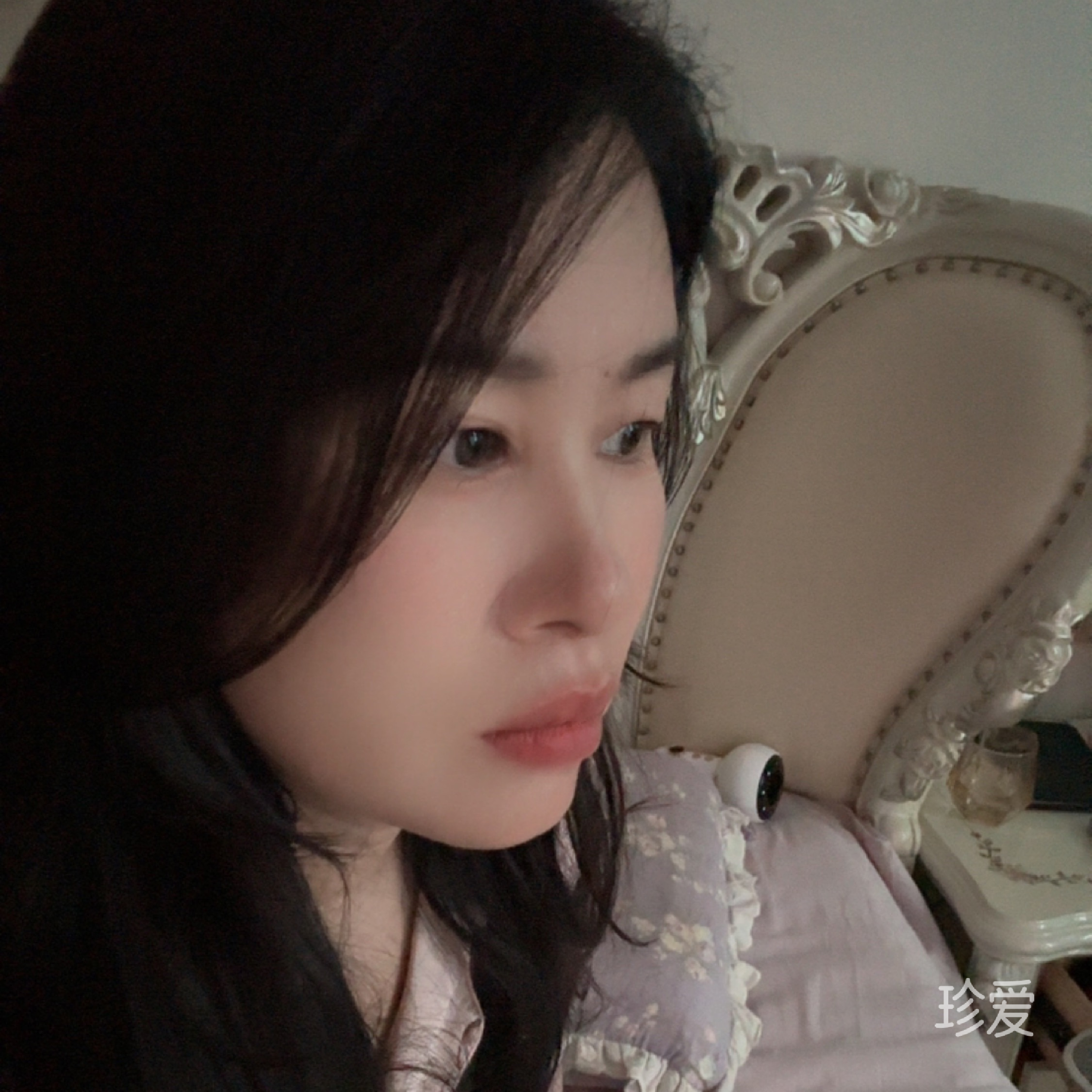 水晶玉女