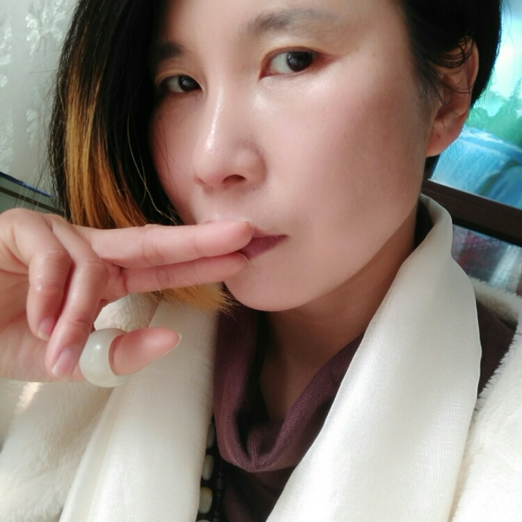 拼搏中堅(jiān)強(qiáng)