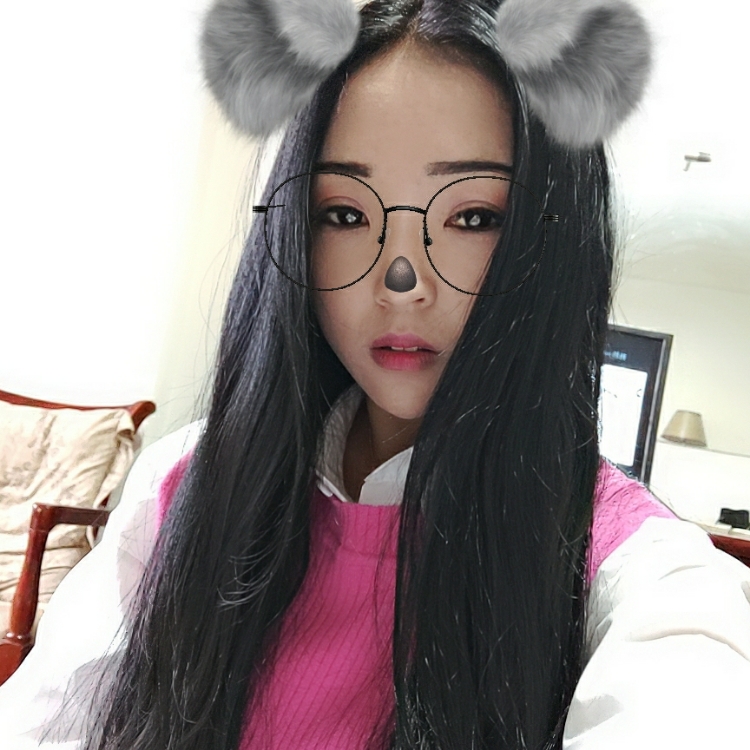 傳統(tǒng)純真的女人