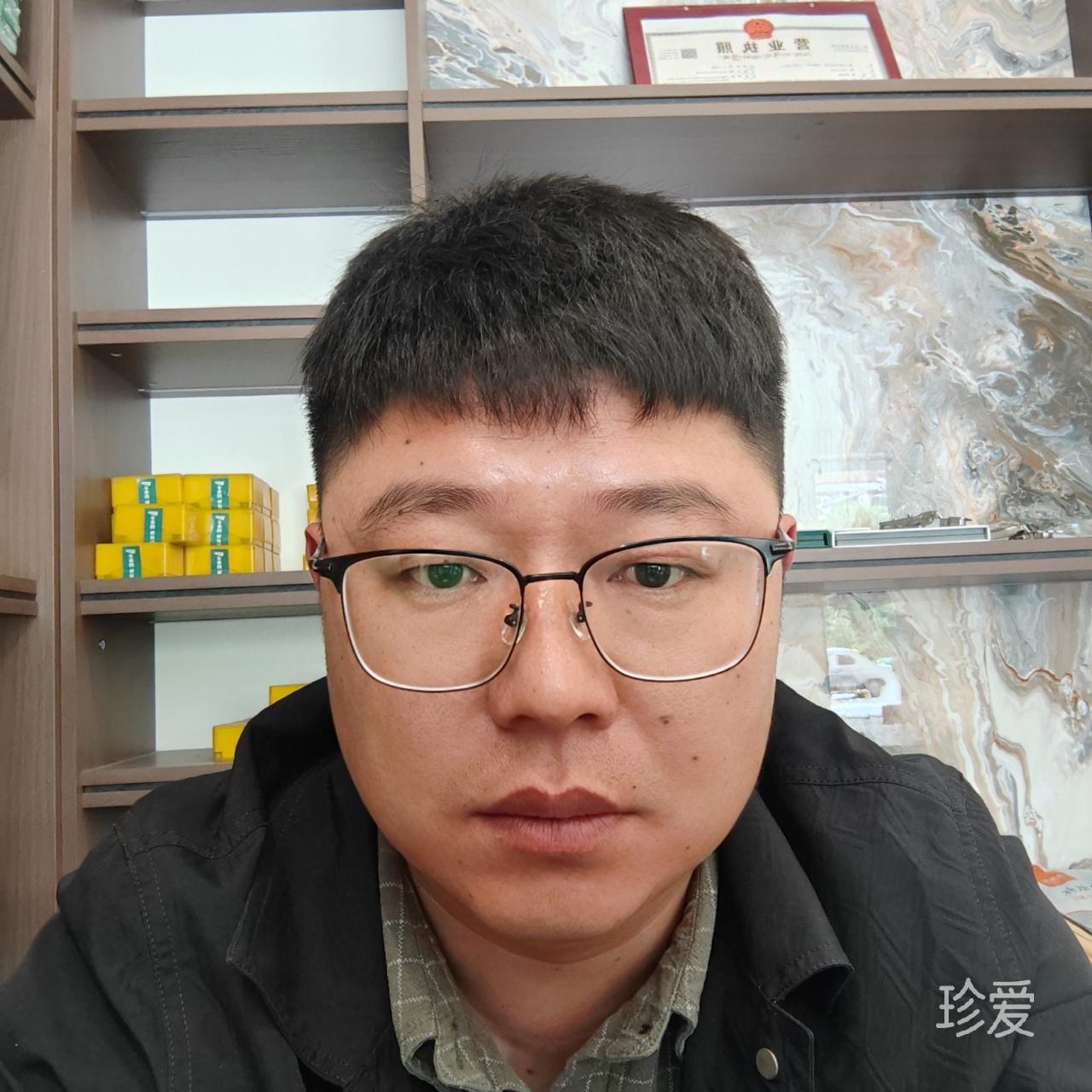 一群小虾米