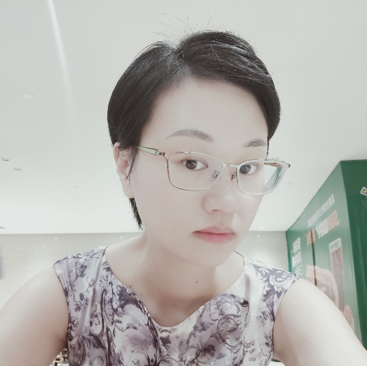 忬忻悦怡