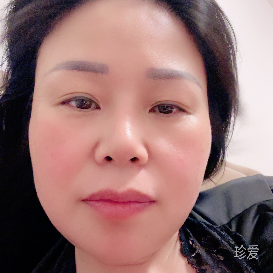 笑为谁含羞