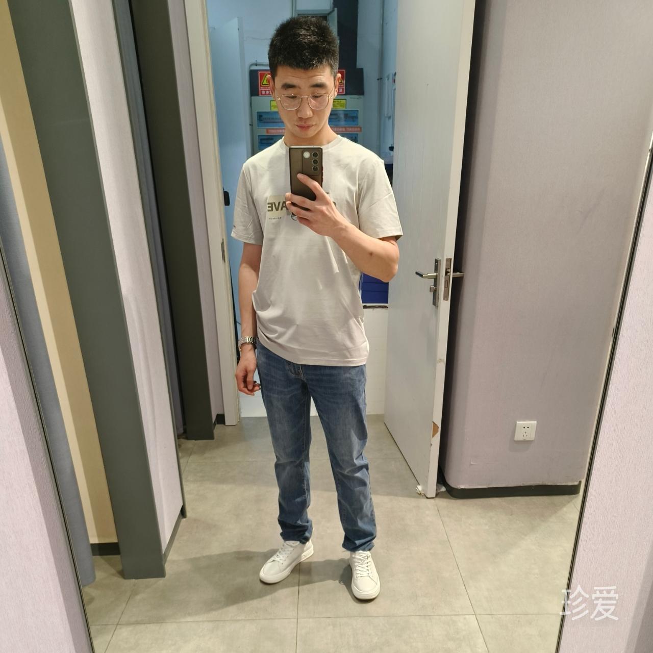 一個(gè)轉(zhuǎn)身的距離