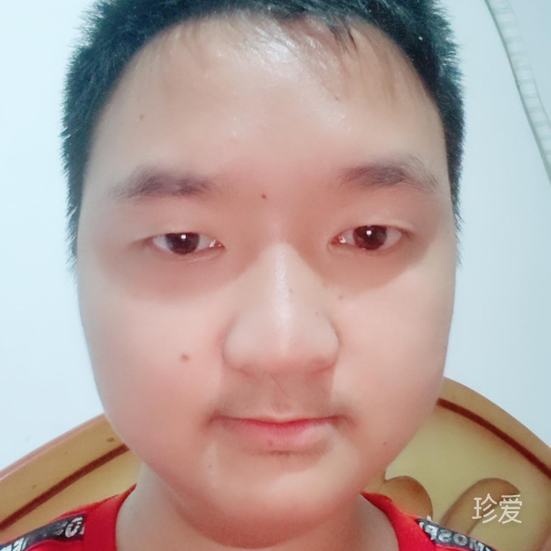 面具下的悲伤