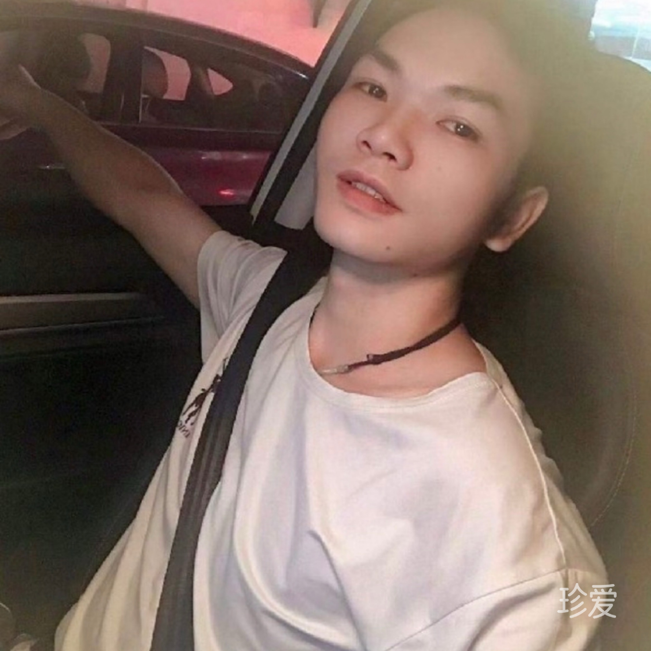 碎步丶微光