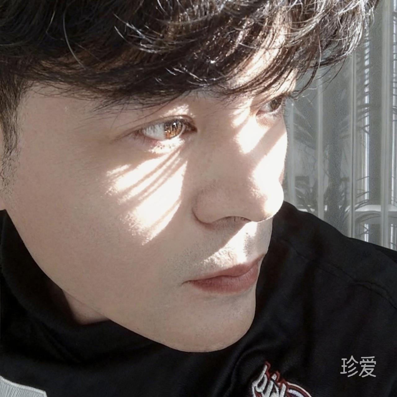 高不冷的钟大湿