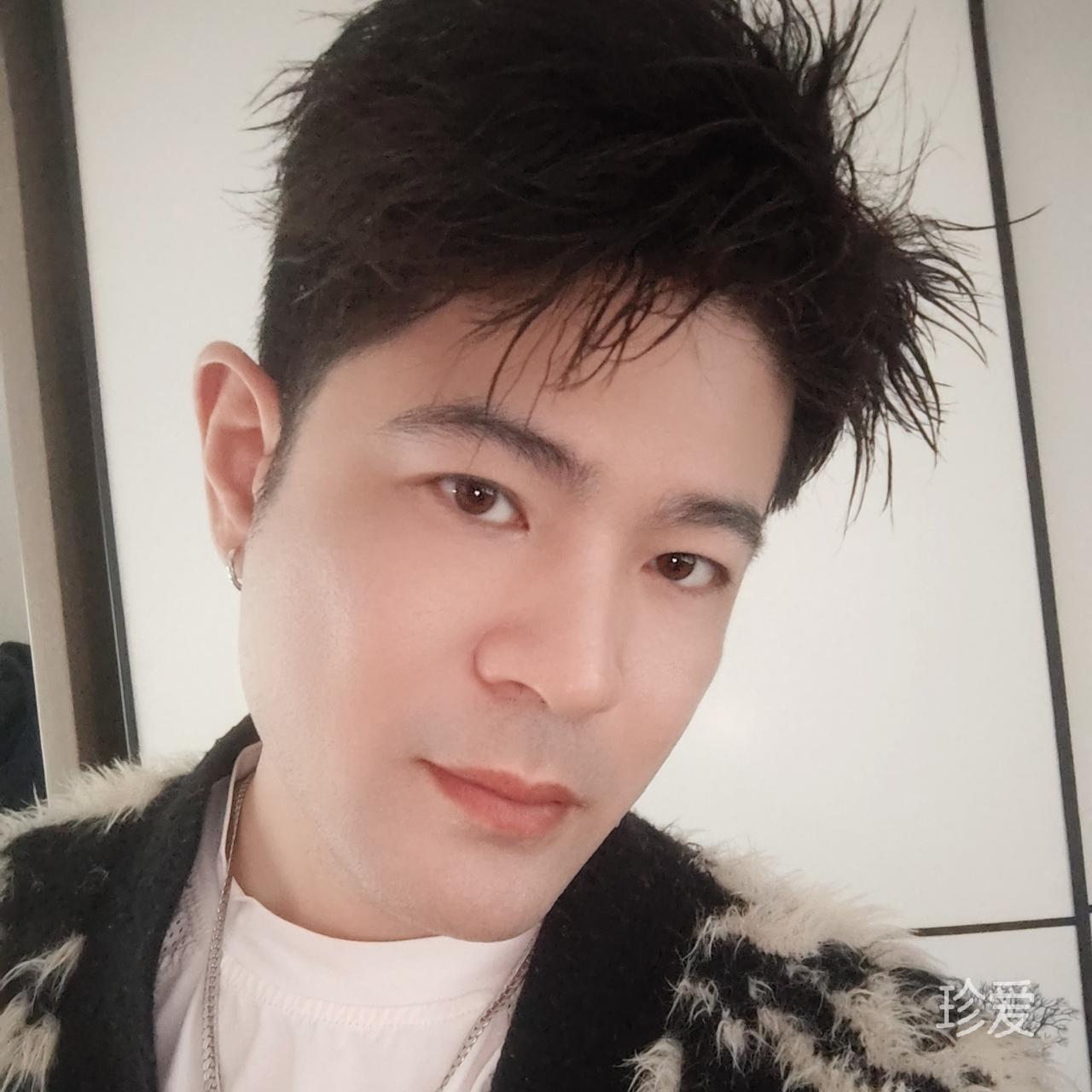 高不冷的鐘大濕