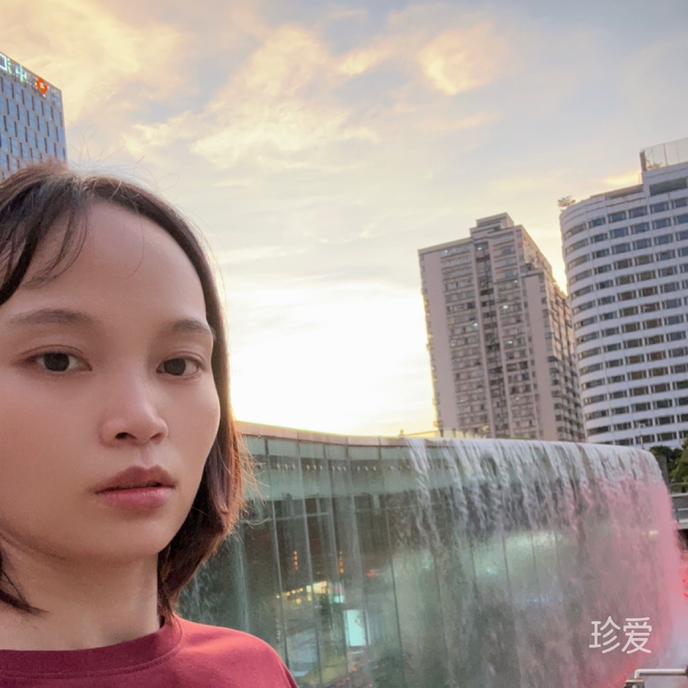 不是下雨天
