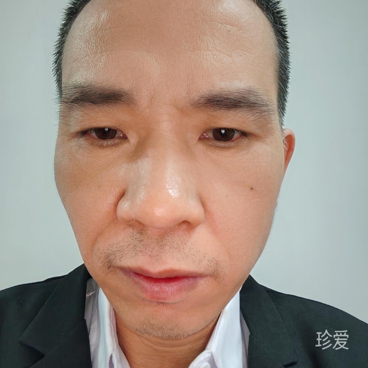 雨夜里的浪漫