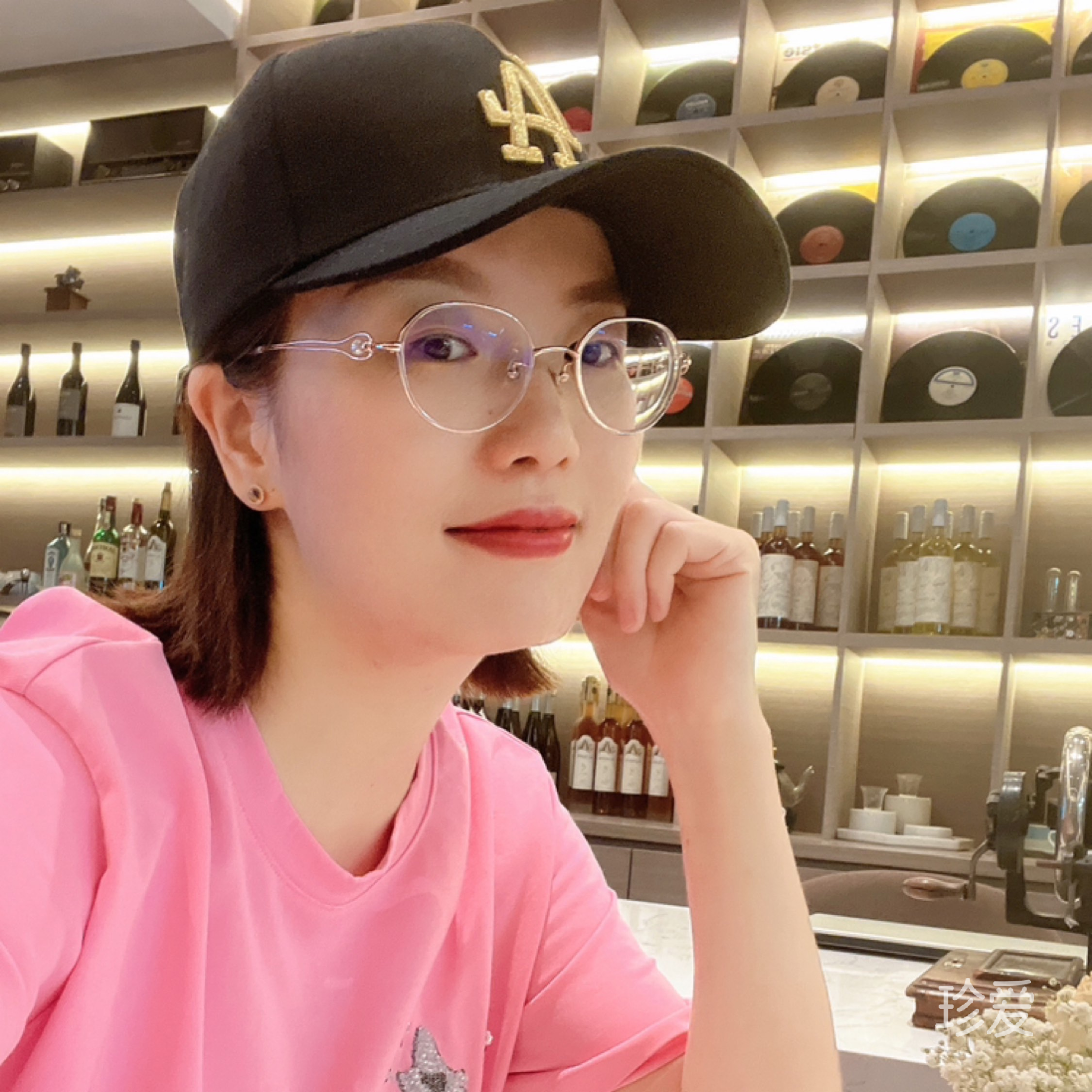 一條會(huì)飛的魚