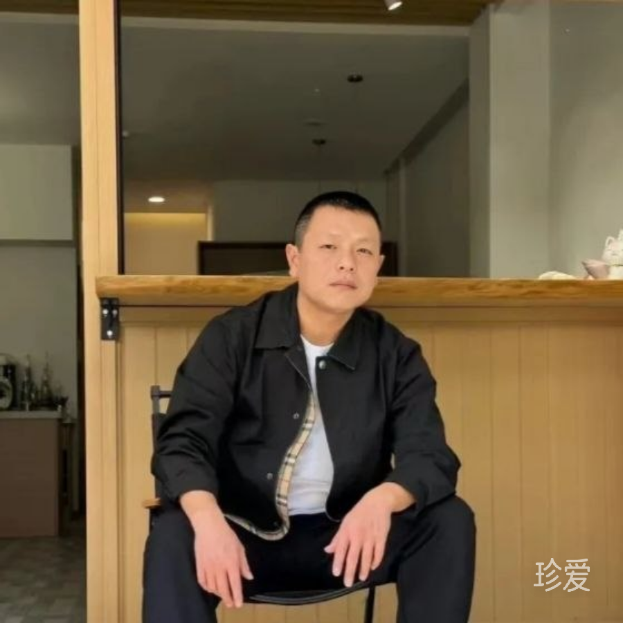 左手边孤单