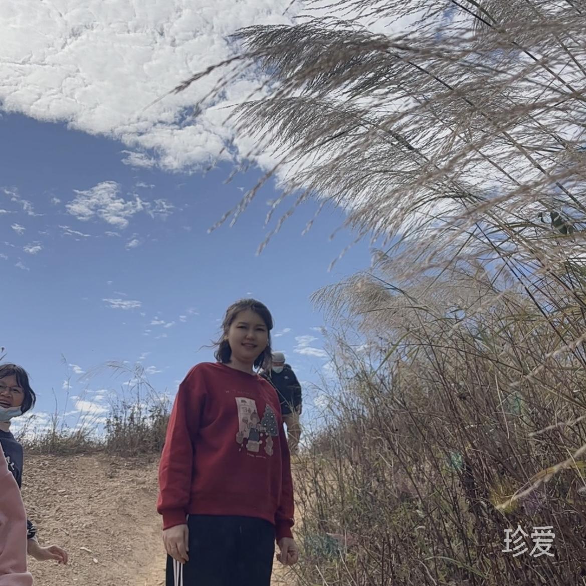 韩默默
