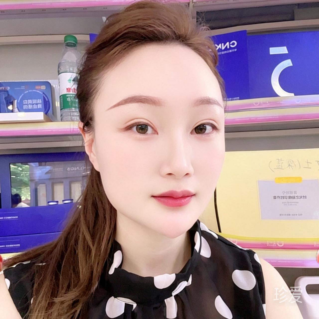 风儿轻轻吹