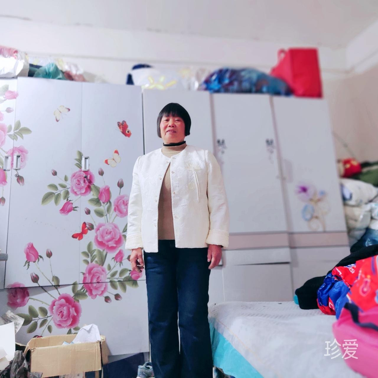 小气涩女