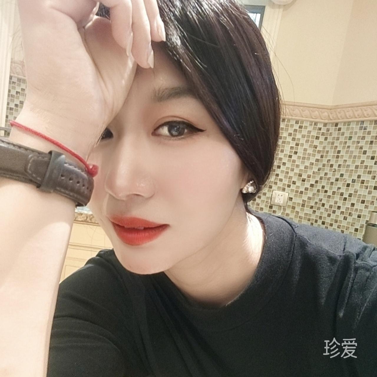 露泽坤