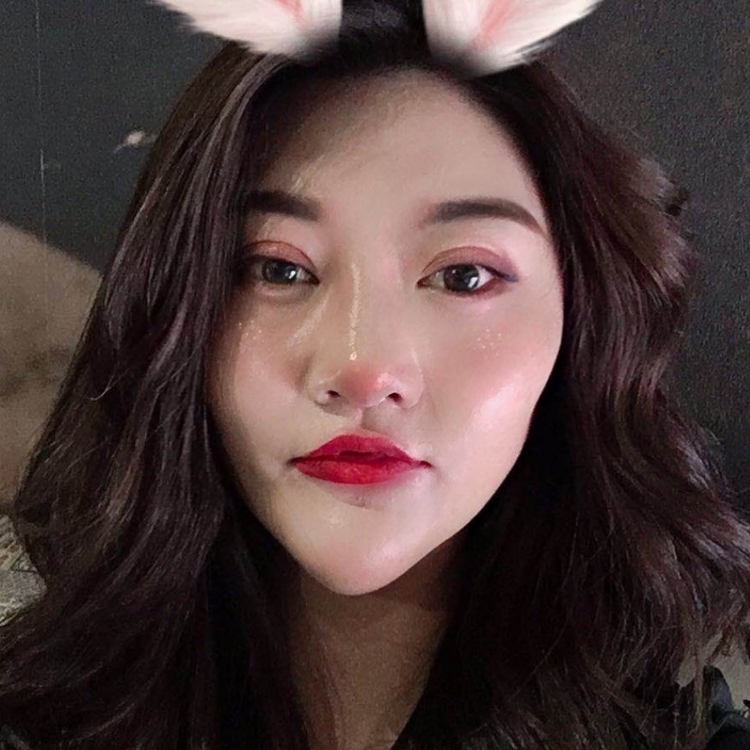 王麻麻的豹紋裙裙