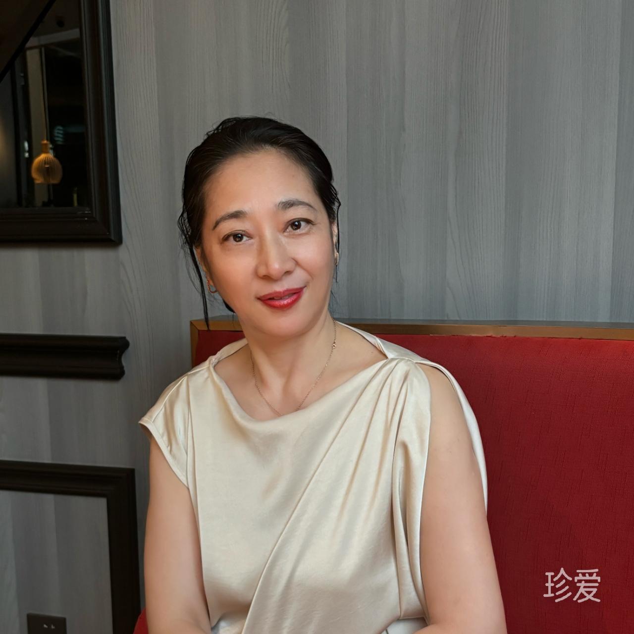 一个安静的女孩