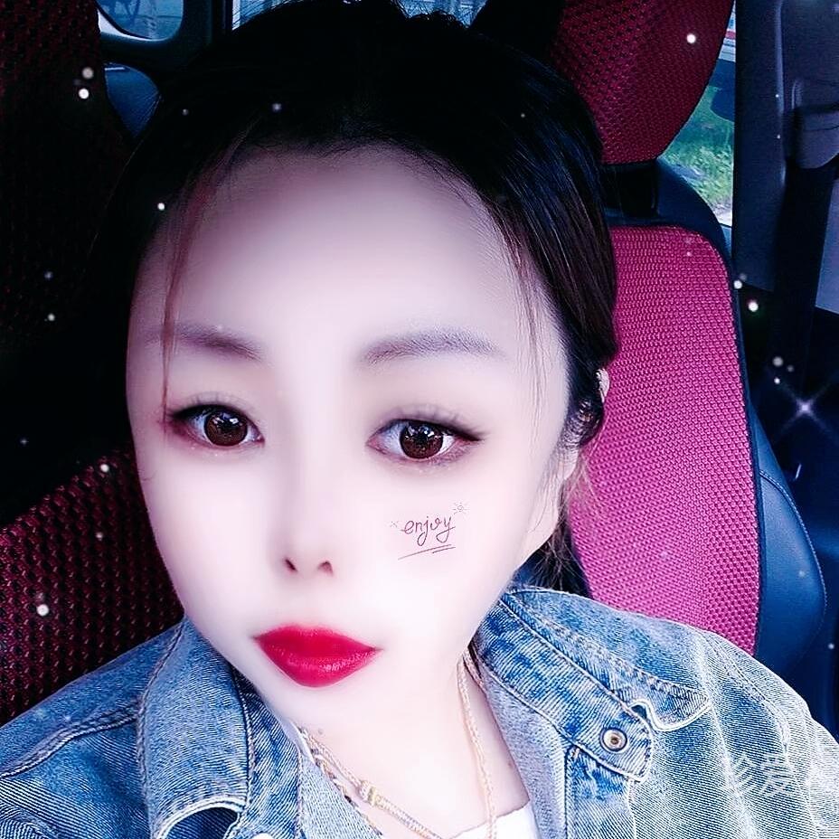 牵手共度未来