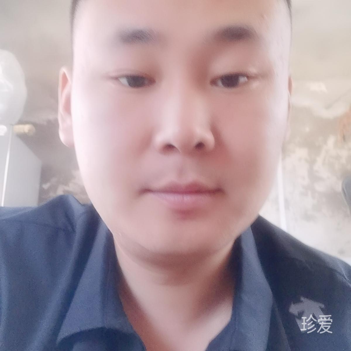 拟耳路亚
