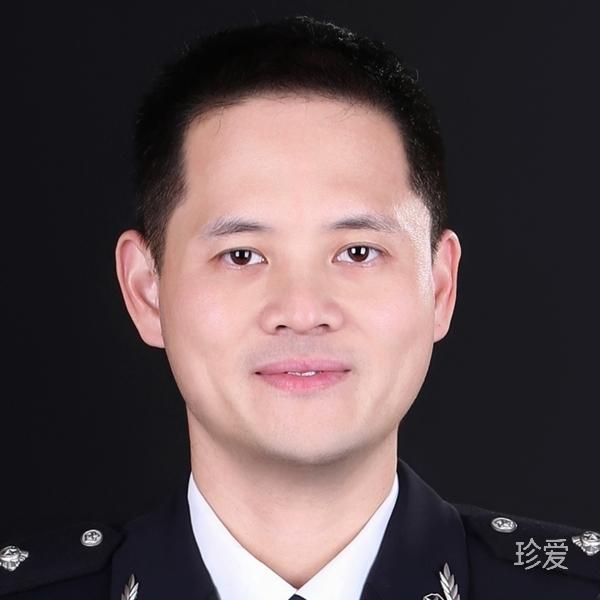 一个在游荡的幽灵