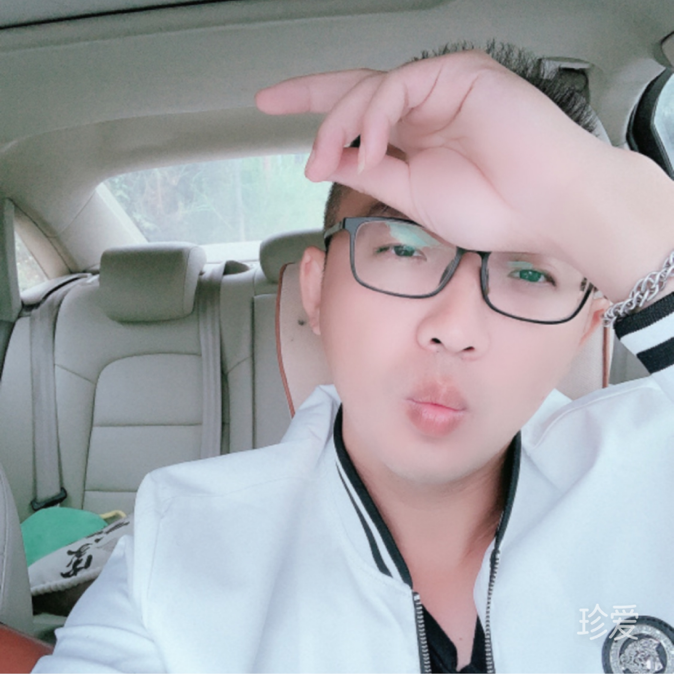 面冷心慈的圣诞树