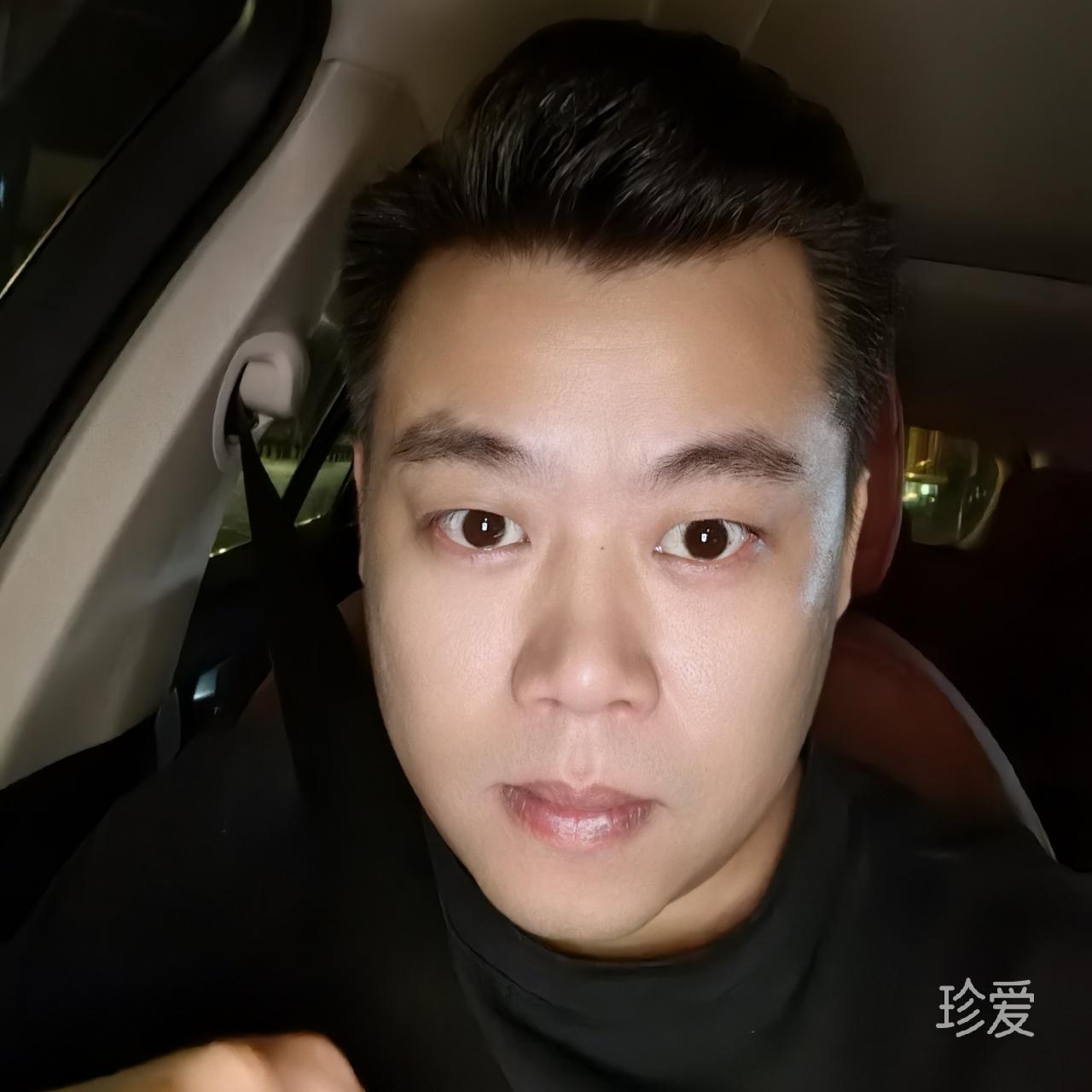 奋奋