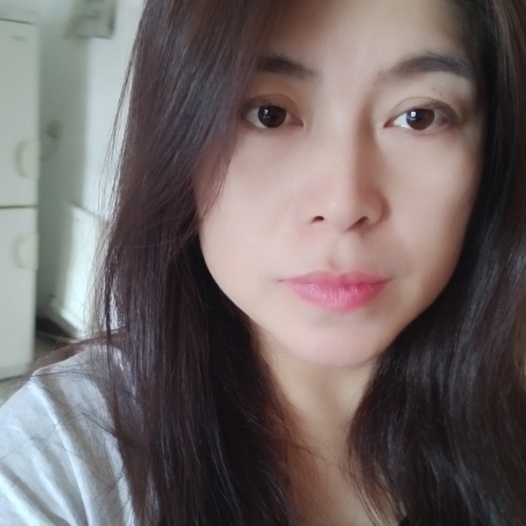 风中的百合
