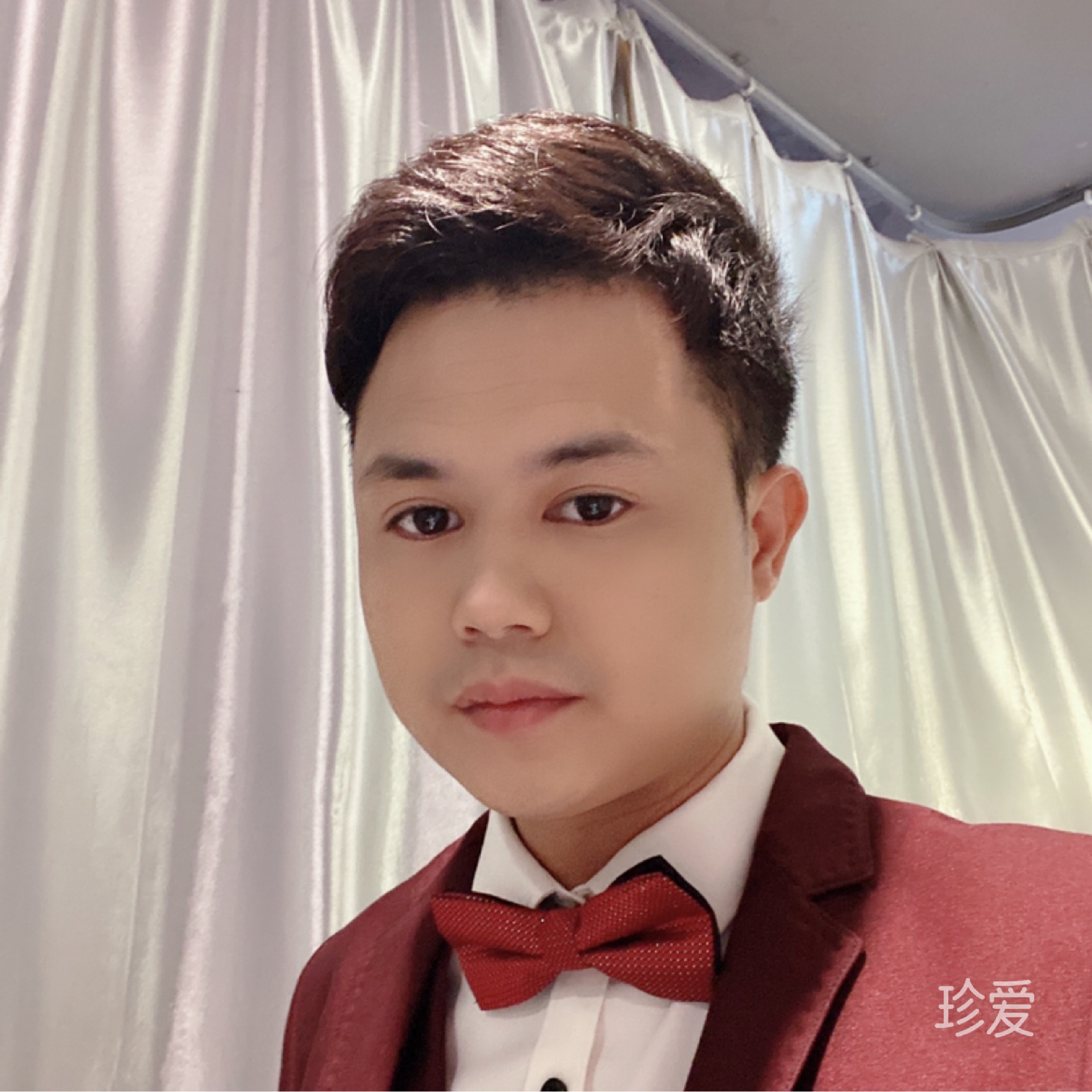 白衣雪無(wú)痕