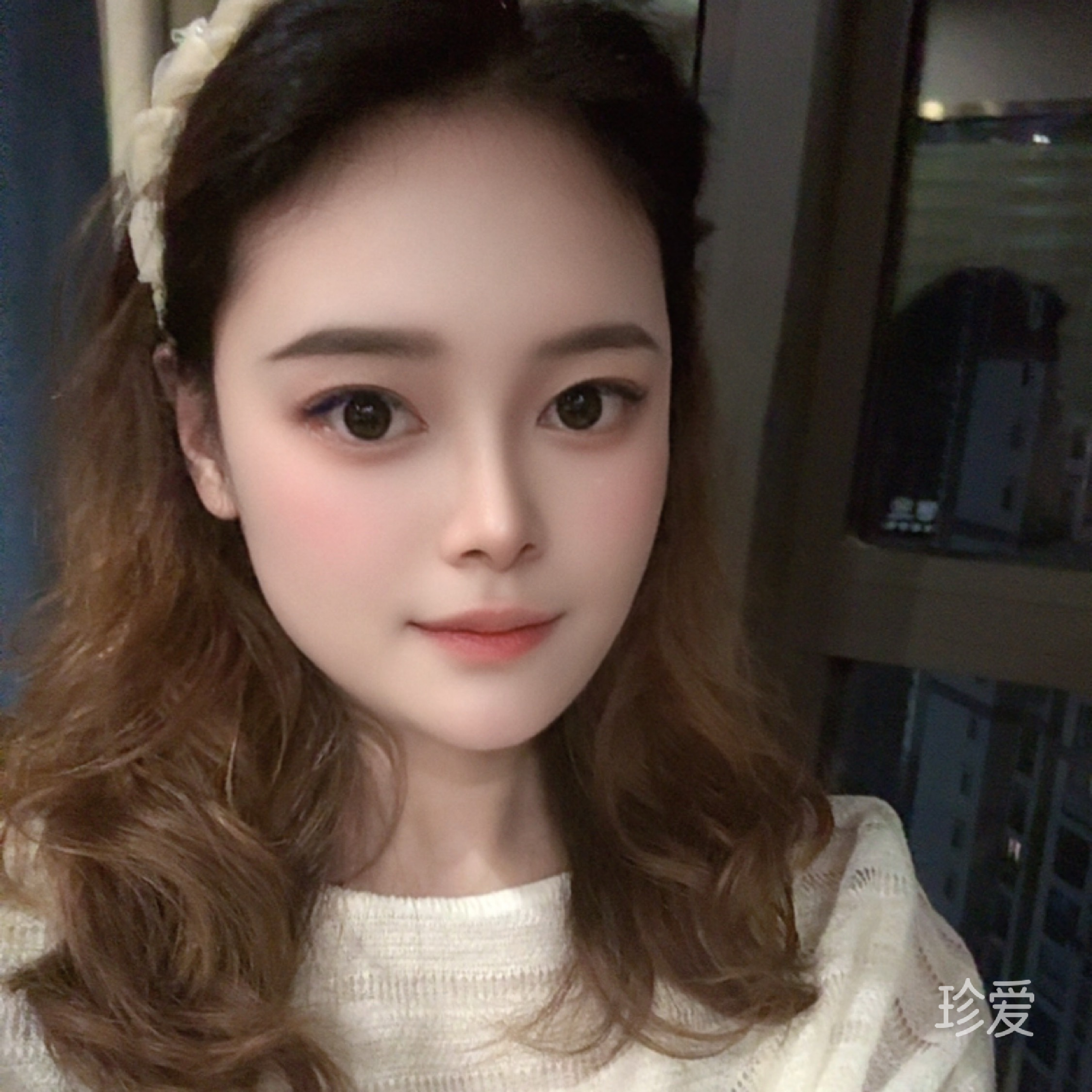 半妆女人