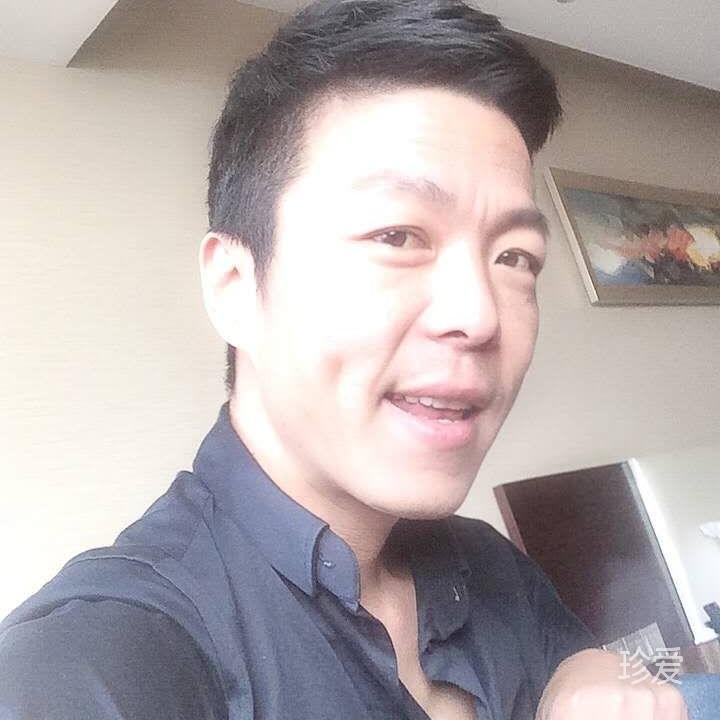 一個(gè)轉(zhuǎn)身的距離